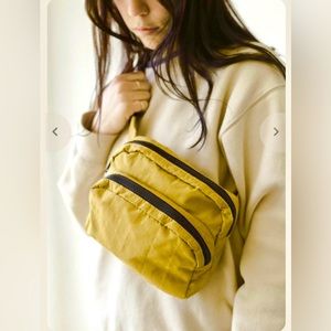 BAGGU Camel Fanny Pack & Crossbody Bag